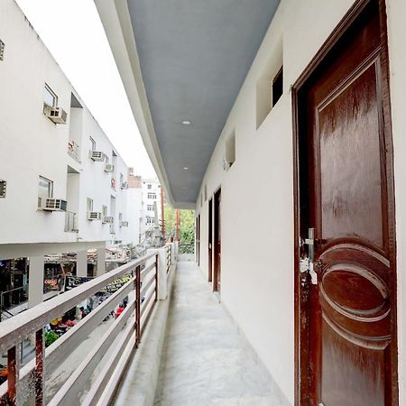 Hotel O Tilak Hotel 24 Sector 27 Near By Vinayak Hospital Gali No-6 Noida Extérieur photo