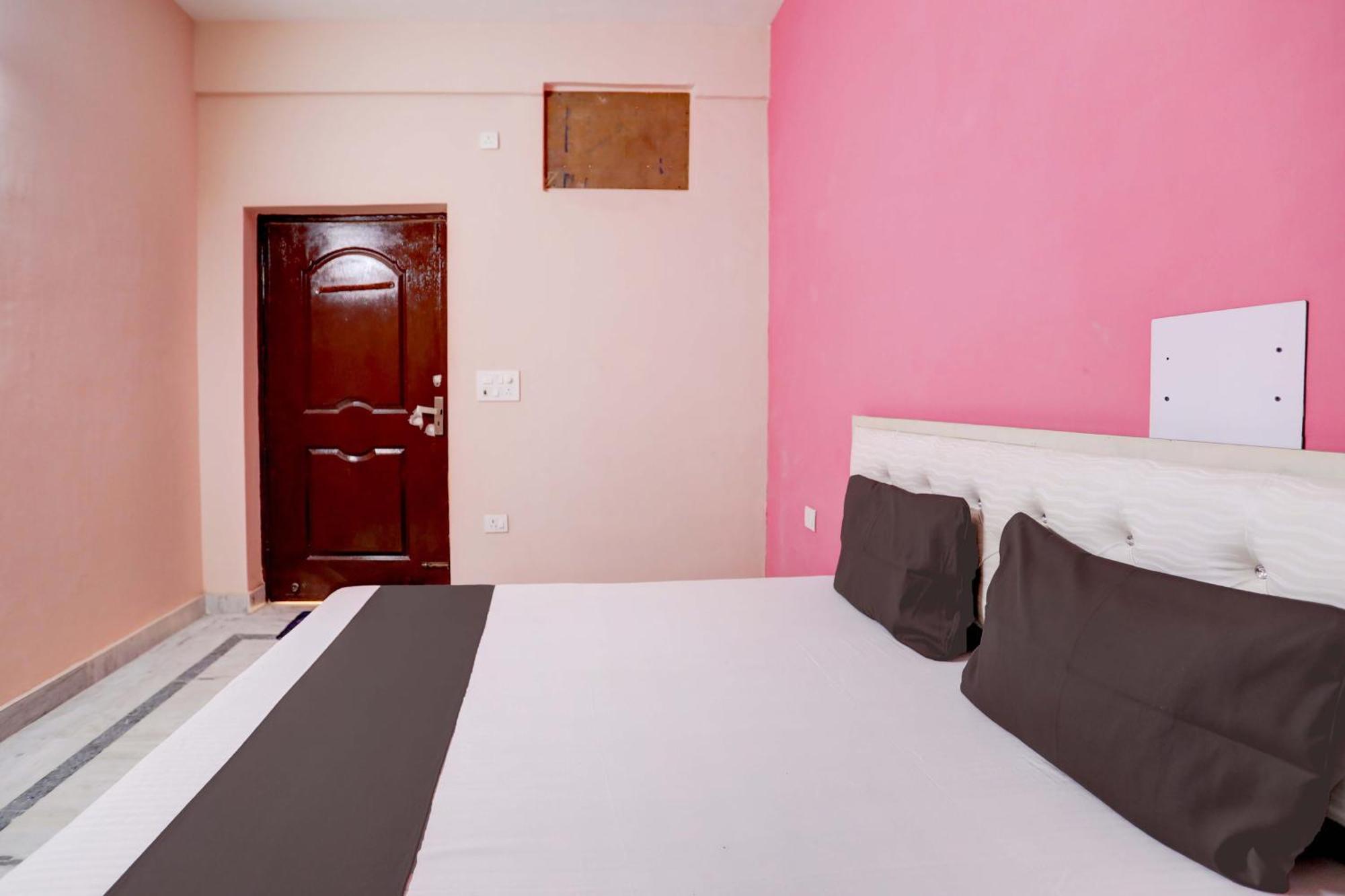 Hotel O Tilak Hotel 24 Sector 27 Near By Vinayak Hospital Gali No-6 Noida Extérieur photo