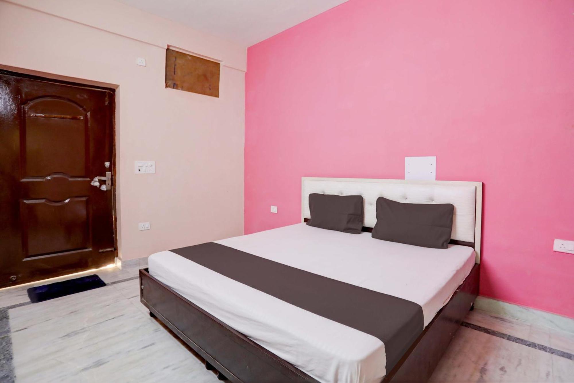 Hotel O Tilak Hotel 24 Sector 27 Near By Vinayak Hospital Gali No-6 Noida Extérieur photo