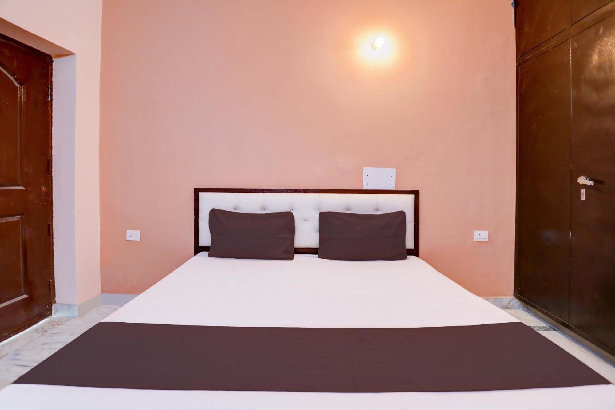 Hotel O Tilak Hotel 24 Sector 27 Near By Vinayak Hospital Gali No-6 Noida Extérieur photo