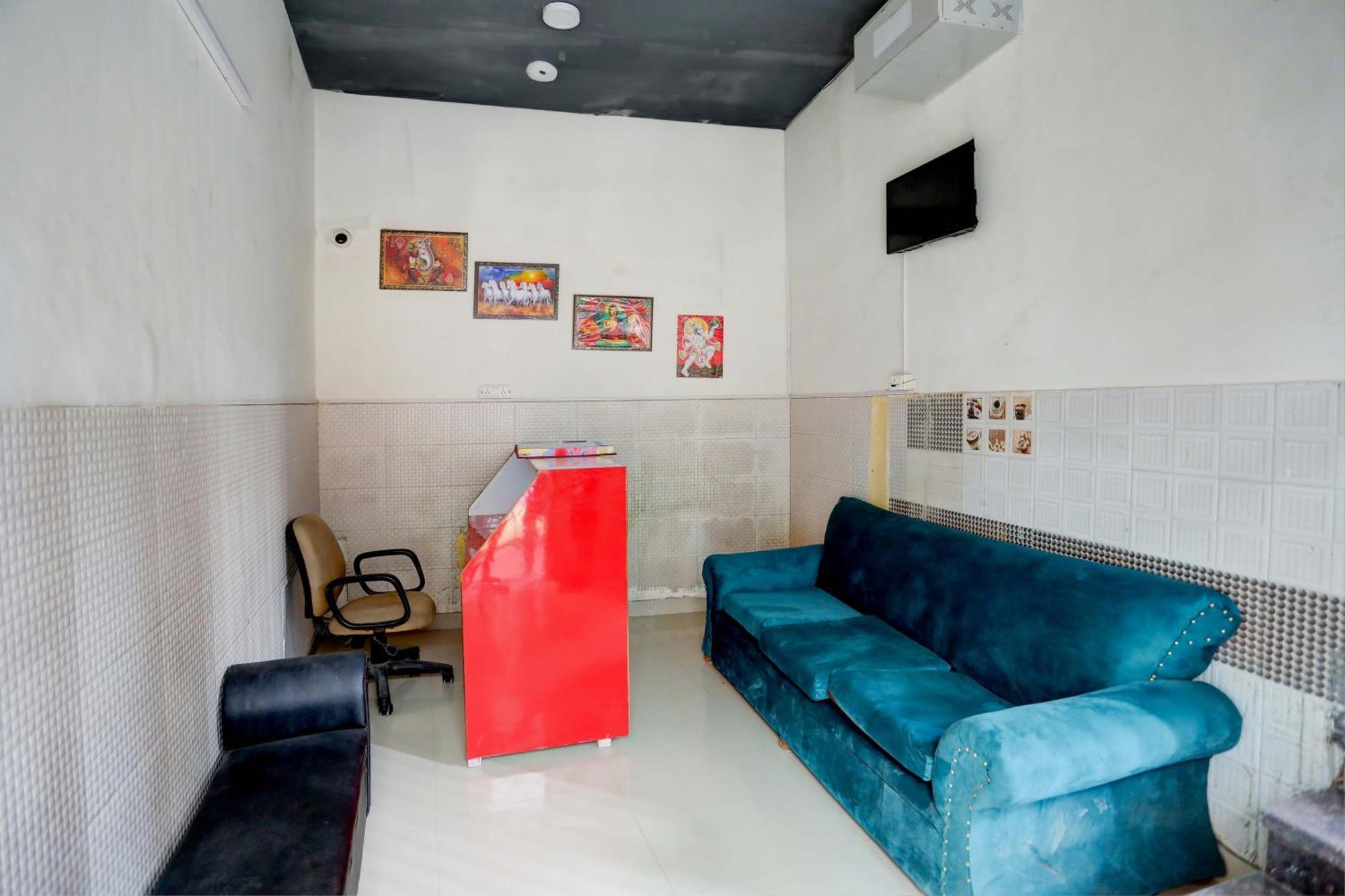 Hotel O Tilak Hotel 24 Sector 27 Near By Vinayak Hospital Gali No-6 Noida Extérieur photo