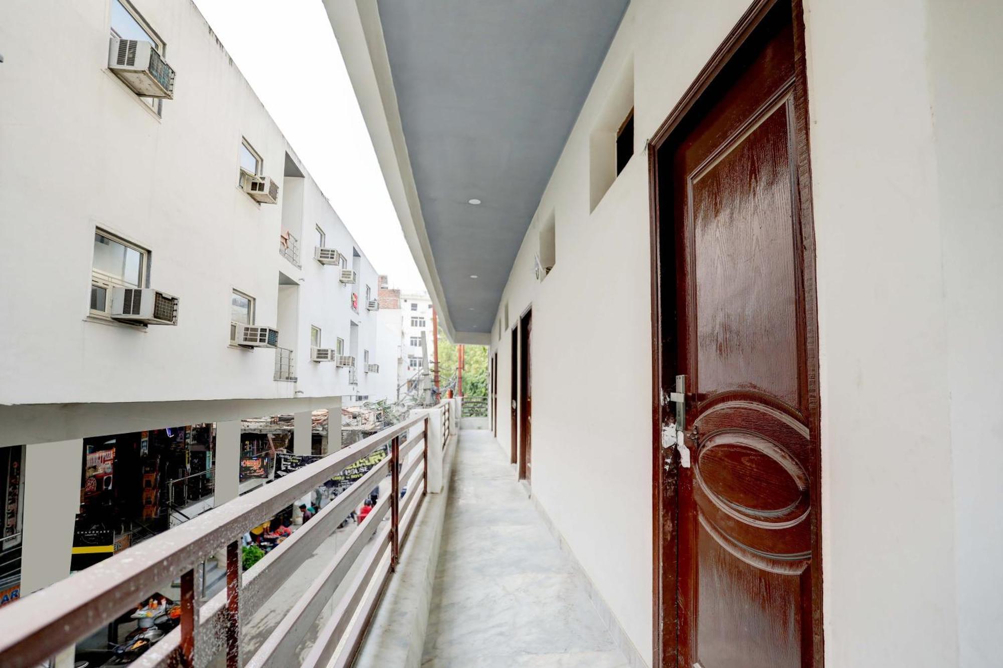 Hotel O Tilak Hotel 24 Sector 27 Near By Vinayak Hospital Gali No-6 Noida Extérieur photo